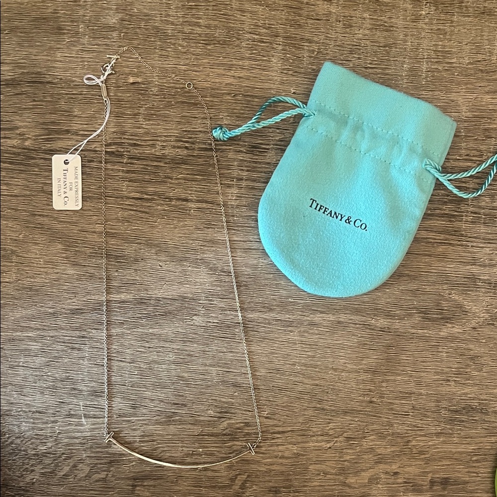 Tiffany & Co. Silver Necklace with Blue Pouch